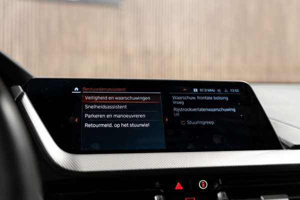 BMW 1-serie 116i M Sport LED NAVI PANO CAMERA