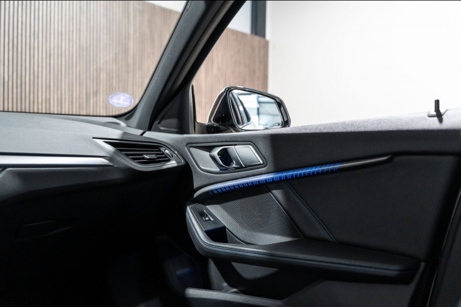 BMW 1-serie 116i M Sport LED NAVI PANO CAMERA