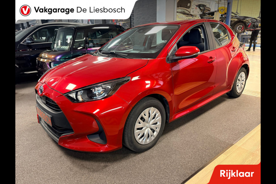 Toyota Yaris 1.5 Hybrid Active / automaat / Navigatie / camera / cruise-control