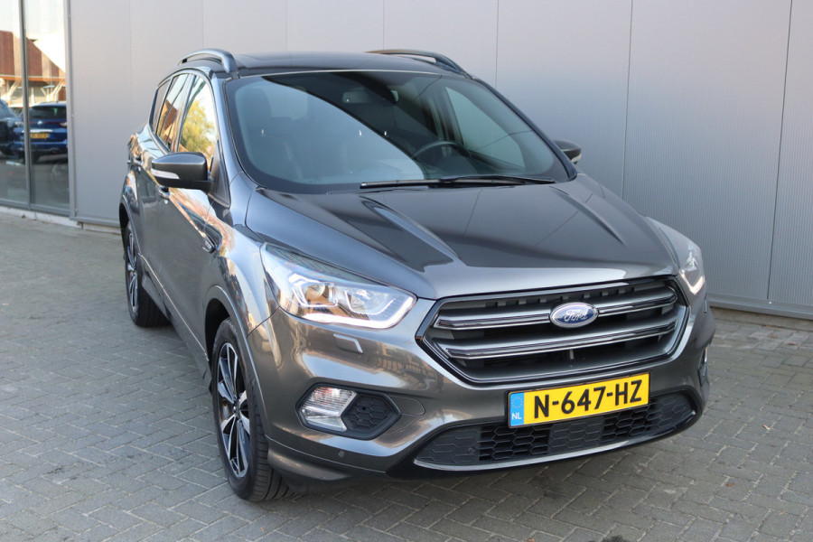 Ford Kuga 1.5 EcoB. 150PK ST Line X Pano-dak/Winter-pack/Camera/Navigatie/Parkeerhulp/Carplay-android