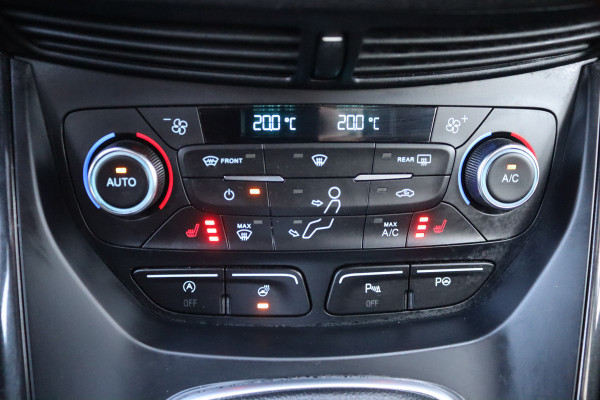 Ford Kuga 1.5 EcoB. 150PK ST Line X Pano-dak/Winter-pack/Camera/Navigatie/Parkeerhulp/Carplay-android