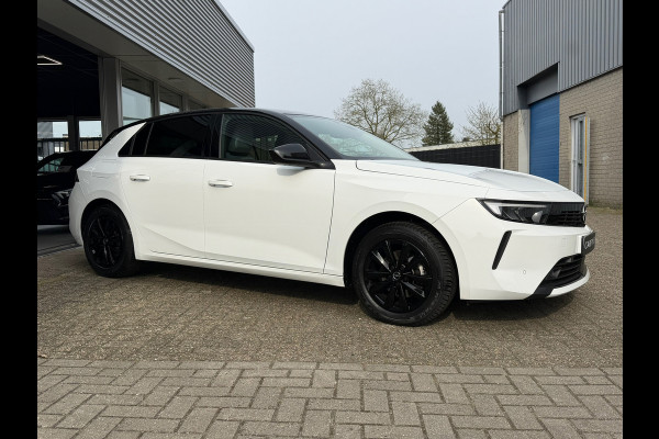 Opel Astra 1.2 Elegance Automaat 130 Pk / Navi Carplay / Climate / Camera / Cruise / Lichtmetaal.