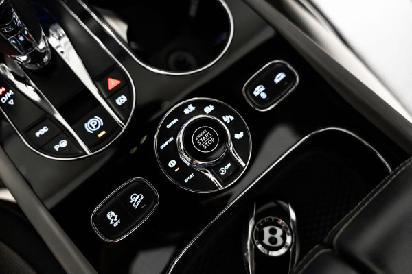 Bentley Bentayga 4.0 V8 S 2021 KERAMISCH CARBON PANO LEDER