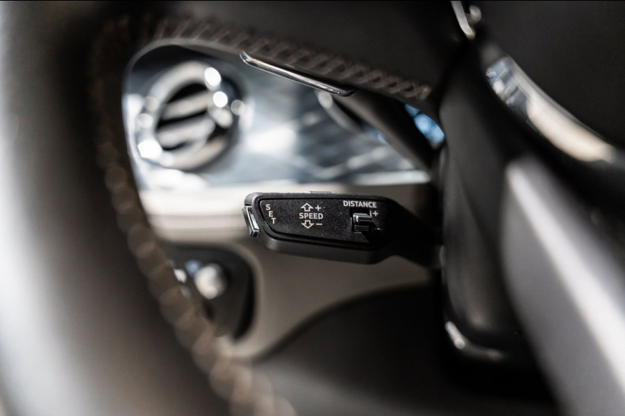 Bentley Bentayga 4.0 V8 S 2021 KERAMISCH CARBON PANO LEDER