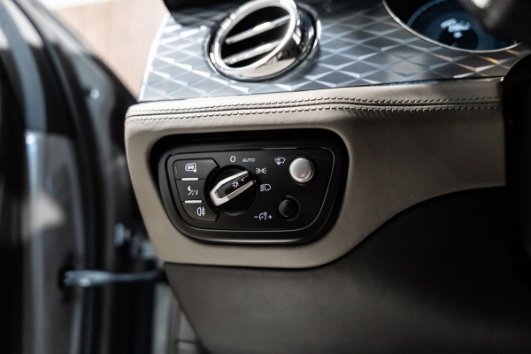 Bentley Bentayga 4.0 V8 S 2021 KERAMISCH CARBON PANO LEDER