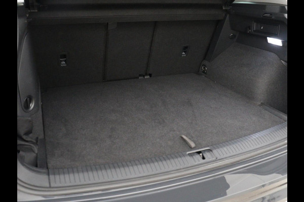 Volkswagen Tiguan 1.4 TSI eHybrid Comfortline | Panoramadak | Camera | Carplay | Adaptive cruise | Keyless | Navigatie | Full LED | Climate control | Virtual Cockpit | Sfeerverlichting | PHEV | Plug In