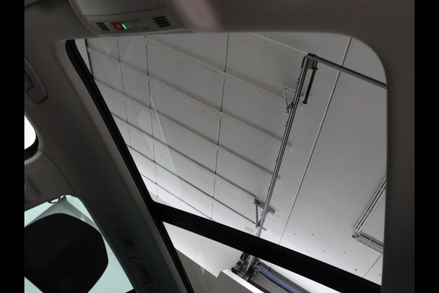 Volkswagen Tiguan 1.4 TSI eHybrid Comfortline | Panoramadak | Camera | Carplay | Adaptive cruise | Keyless | Navigatie | Full LED | Climate control | Virtual Cockpit | Sfeerverlichting | PHEV | Plug In