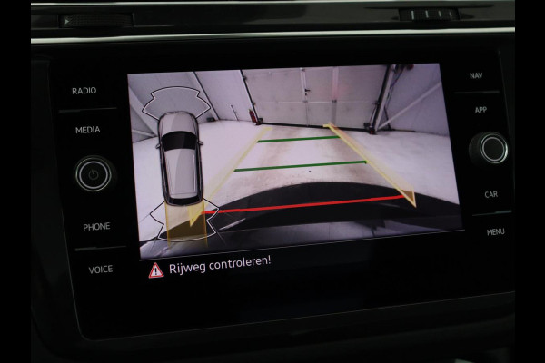 Volkswagen Tiguan 1.4 TSI eHybrid Comfortline | Panoramadak | Camera | Carplay | Adaptive cruise | Keyless | Navigatie | Full LED | Climate control | Virtual Cockpit | Sfeerverlichting | PHEV | Plug In