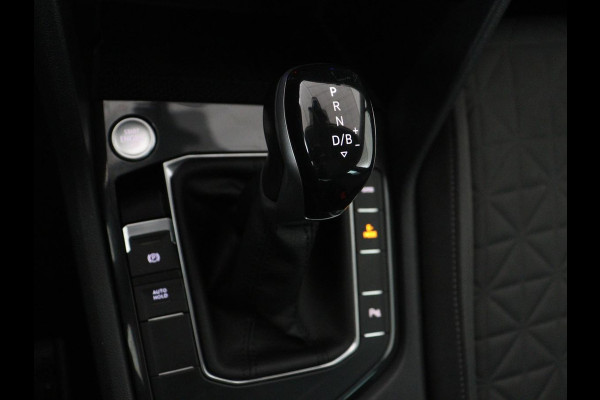 Volkswagen Tiguan 1.4 TSI eHybrid Comfortline | Panoramadak | Camera | Carplay | Adaptive cruise | Keyless | Navigatie | Full LED | Climate control | Virtual Cockpit | Sfeerverlichting | PHEV | Plug In