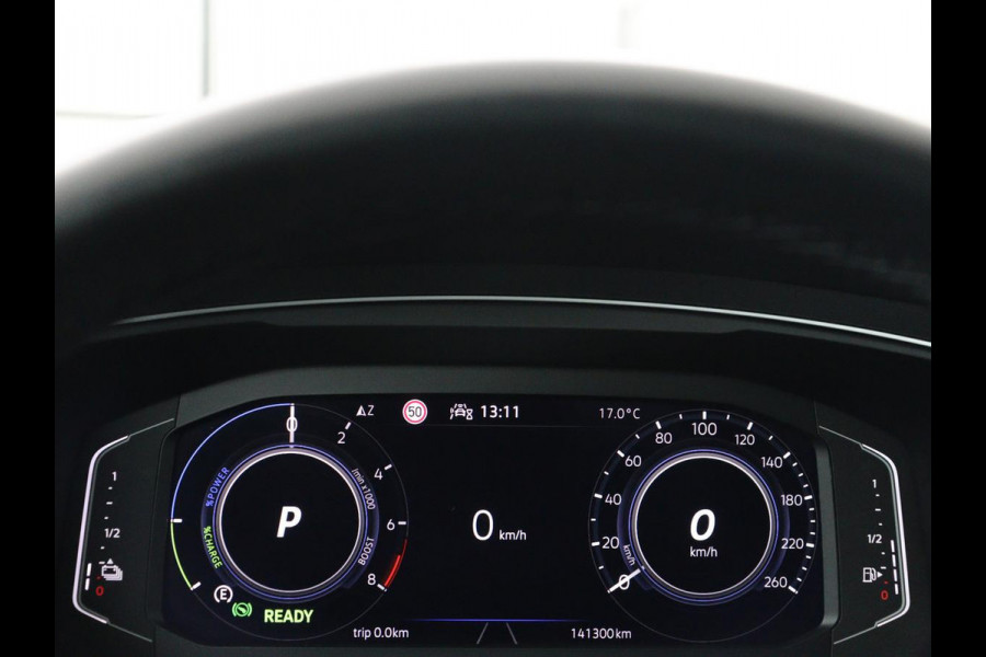 Volkswagen Tiguan 1.4 TSI eHybrid Comfortline | Panoramadak | Camera | Carplay | Adaptive cruise | Keyless | Navigatie | Full LED | Climate control | Virtual Cockpit | Sfeerverlichting | PHEV | Plug In