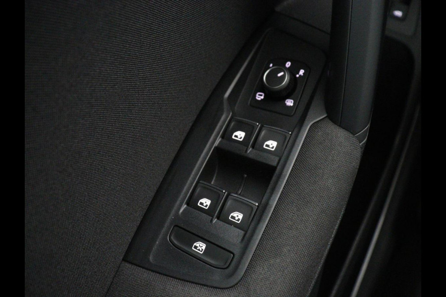 Volkswagen Tiguan 1.4 TSI eHybrid Comfortline | Panoramadak | Camera | Carplay | Adaptive cruise | Keyless | Navigatie | Full LED | Climate control | Virtual Cockpit | Sfeerverlichting | PHEV | Plug In