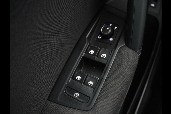 Volkswagen Tiguan 1.4 TSI eHybrid Comfortline | Panoramadak | Camera | Carplay | Adaptive cruise | Keyless | Navigatie | Full LED | Climate control | Virtual Cockpit | Sfeerverlichting | PHEV | Plug In