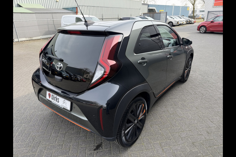 Toyota Aygo X 1.0 VVT-i MT Limited (Camera - Automatische Airco - Stoelverwarming - Keyless Entry - LED - Parkeersensoren V+A - Navigatie - Ad