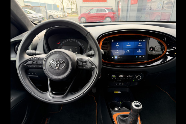 Toyota Aygo X 1.0 VVT-i MT Limited (Camera - Automatische Airco - Stoelverwarming - Keyless Entry - LED - Parkeersensoren V+A - Navigatie - Ad