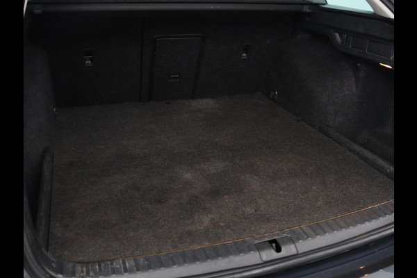 Škoda Octavia 1.4 TSI iV PHEV Business Edition | Stoelverwarming | Carplay | Navigatie | Parkeerhulp | Digital Cockpit | Chrome pakket | Full LED | Climate control | Bluetooth | Cruise control | Plug In