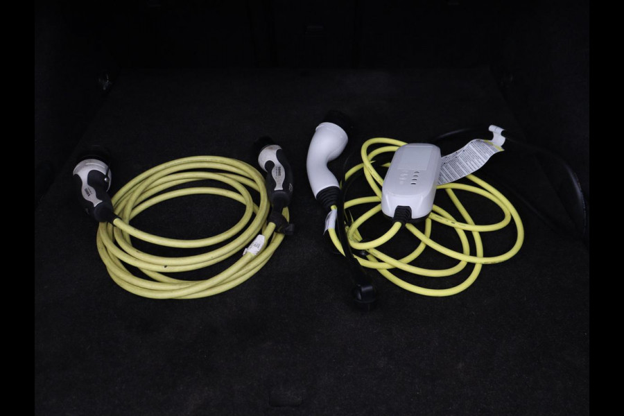 Škoda Octavia 1.4 TSI iV PHEV Business Edition | Stoelverwarming | Carplay | Navigatie | Parkeerhulp | Digital Cockpit | Chrome pakket | Full LED | Climate control | Bluetooth | Cruise control | Plug In