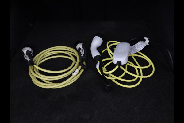 Škoda Octavia 1.4 TSI iV PHEV Business Edition | Stoelverwarming | Carplay | Navigatie | Parkeerhulp | Digital Cockpit | Chrome pakket | Full LED | Climate control | Bluetooth | Cruise control | Plug In