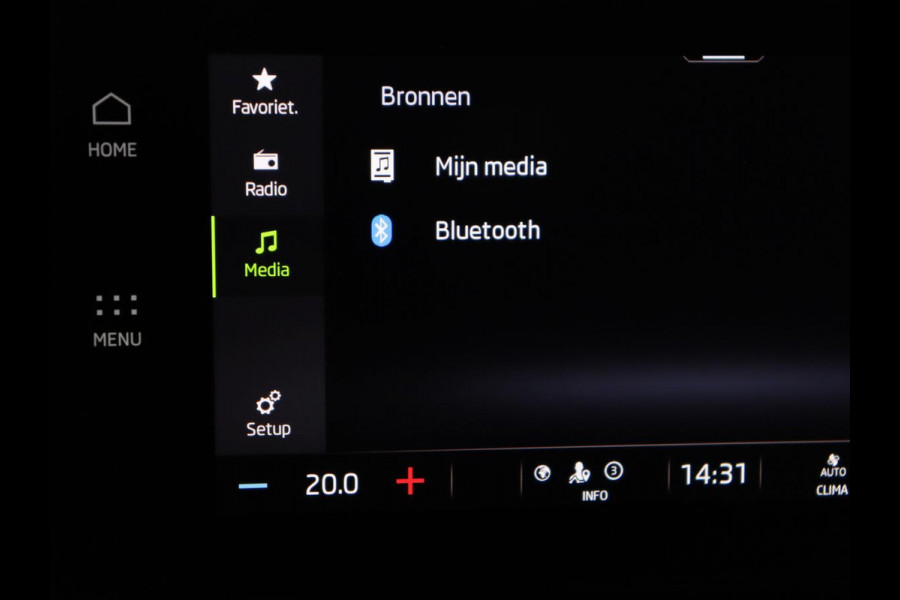 Škoda Octavia 1.4 TSI iV PHEV Business Edition | Stoelverwarming | Carplay | Navigatie | Parkeerhulp | Digital Cockpit | Chrome pakket | Full LED | Climate control | Bluetooth | Cruise control | Plug In