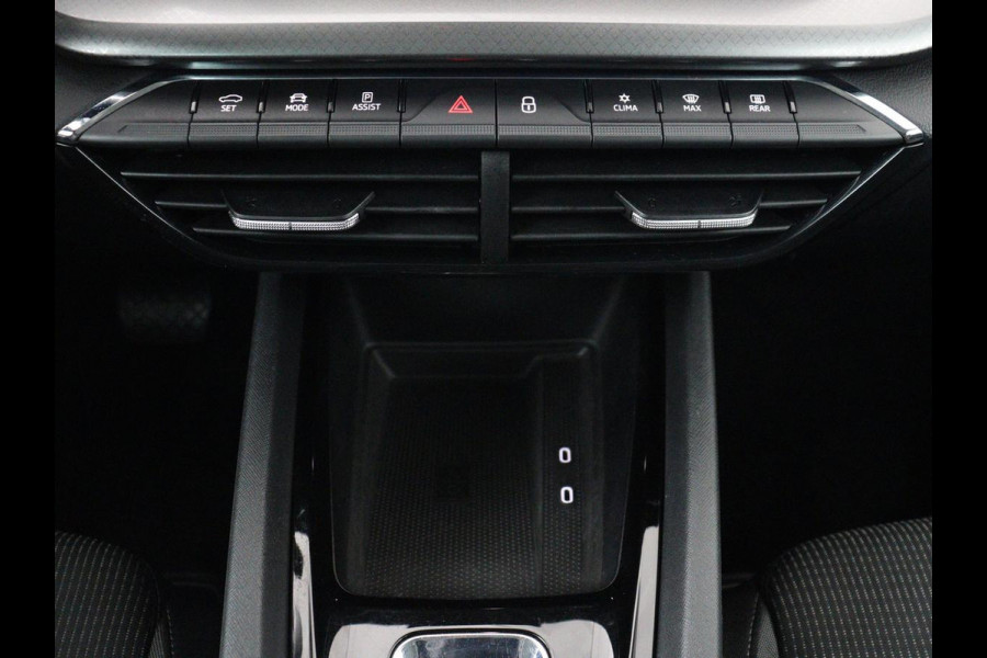 Škoda Octavia 1.4 TSI iV PHEV Business Edition | Stoelverwarming | Carplay | Navigatie | Parkeerhulp | Digital Cockpit | Chrome pakket | Full LED | Climate control | Bluetooth | Cruise control | Plug In