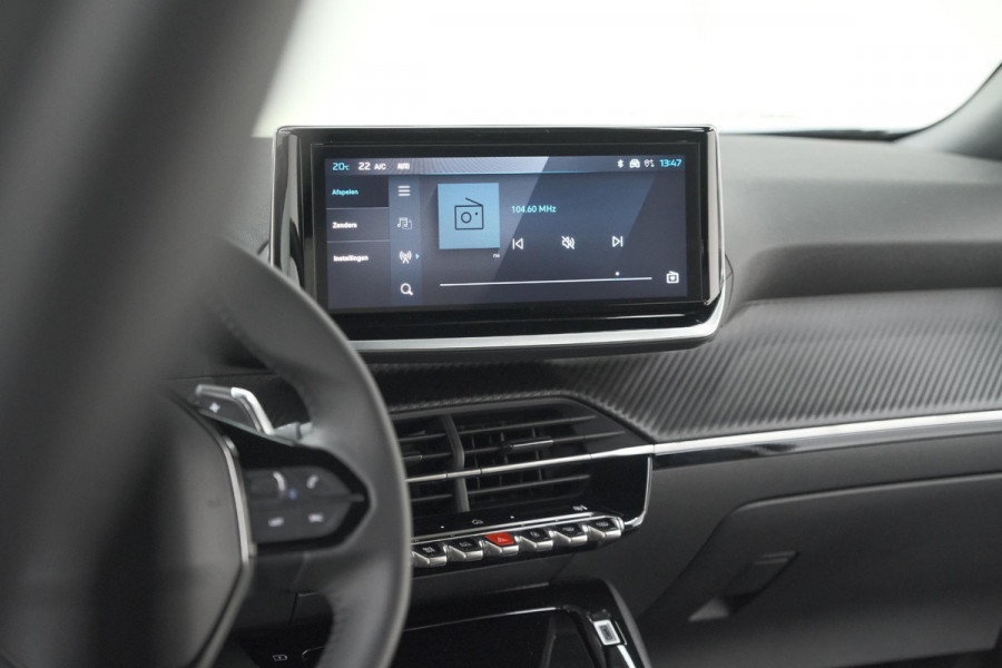 Peugeot 2008 1.2 Hybrid 145 Allure | 360 Camera | Adaptieve Cruise Control | Dodehoekdetectie | Apple Carplay
