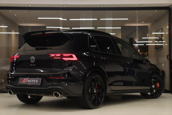 Volkswagen Golf 2.0 TSI GTI CLUBSPORT BLACKSTYLE /PANO/HK/HUD/CARPLAY/IQ/VOLL