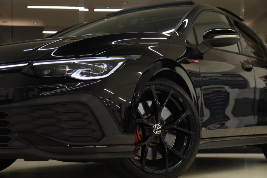 Volkswagen Golf 2.0 TSI GTI CLUBSPORT BLACKSTYLE /PANO/HK/HUD/CARPLAY/IQ/VOLL