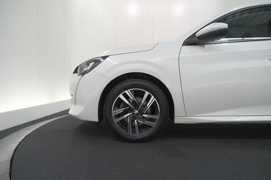 Peugeot 208 PureTech 100 Allure | Parkeersensoren | Apple Carplay | Stoelverwarming