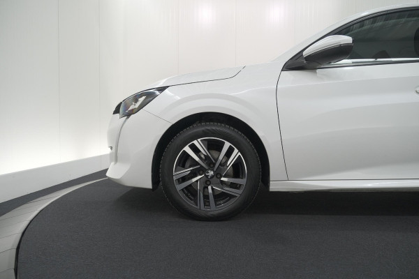 Peugeot 208 PureTech 100 Allure | Parkeersensoren | Apple Carplay | Stoelverwarming