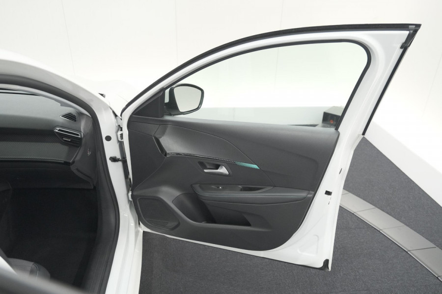 Peugeot 208 PureTech 100 Allure | Parkeersensoren | Apple Carplay | Stoelverwarming