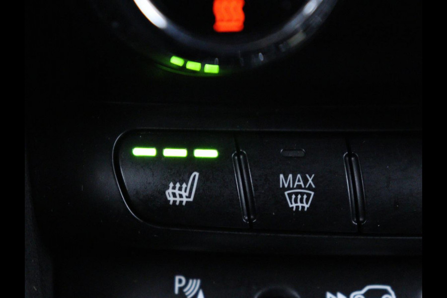 MINI Mini Electric Yours 33kWh | SOH 100% | Panoramadak | Leder | Stoelverwarming | Camera | Warmtepomp | Keyless | Head-Up | Carplay | Navigatie | Full LED | Park Assist