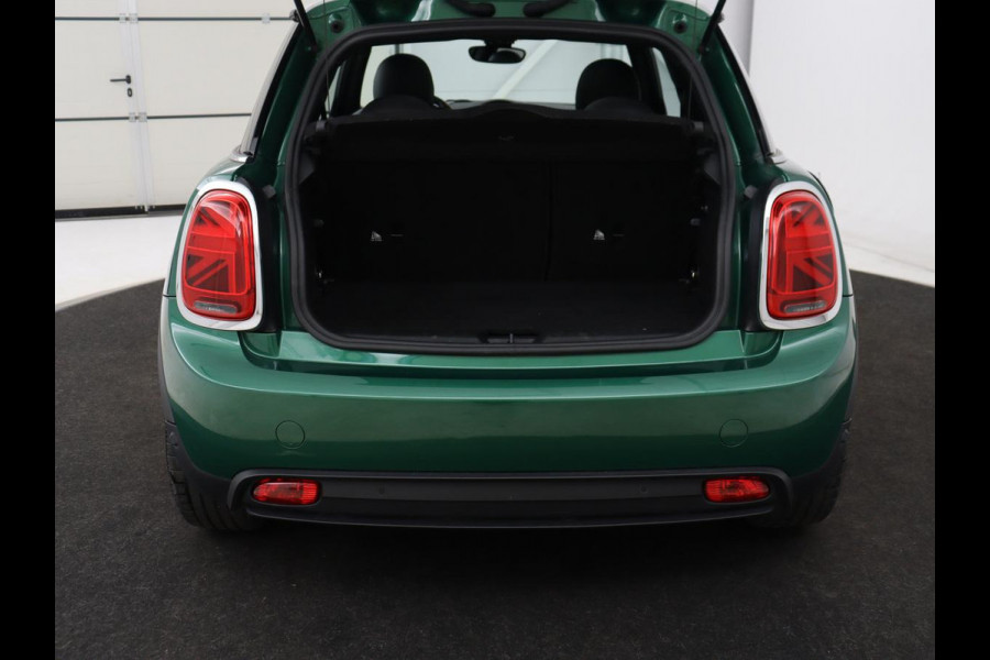 MINI Mini Electric Yours 33kWh | SOH 100% | Panoramadak | Leder | Stoelverwarming | Camera | Warmtepomp | Keyless | Head-Up | Carplay | Navigatie | Full LED | Park Assist