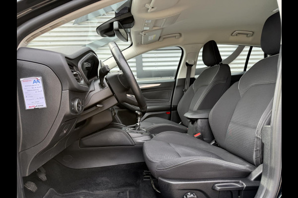 Ford FOCUS Wagon 1.0 EcoBoost Titanium Business Navi|Cruise|Trekhaak|Stoel+Stuur verw|Carplay|B&O|PDC V+A|N.A.P|Apk tot 11-2026
