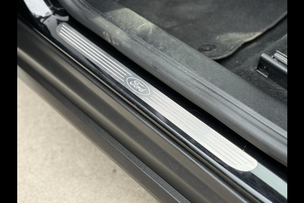 Ford FOCUS Wagon 1.0 EcoBoost Titanium Business Navi|Cruise|Trekhaak|Stoel+Stuur verw|Carplay|B&O|PDC V+A|N.A.P|Apk tot 11-2026