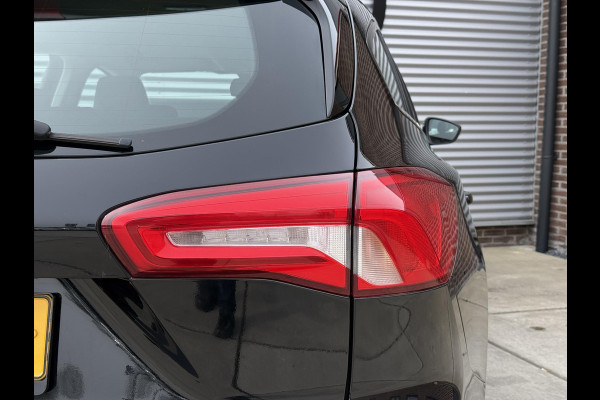 Ford FOCUS Wagon 1.0 EcoBoost Titanium Business Navi|Cruise|Trekhaak|Stoel+Stuur verw|Carplay|B&O|PDC V+A|N.A.P|Apk tot 11-2026