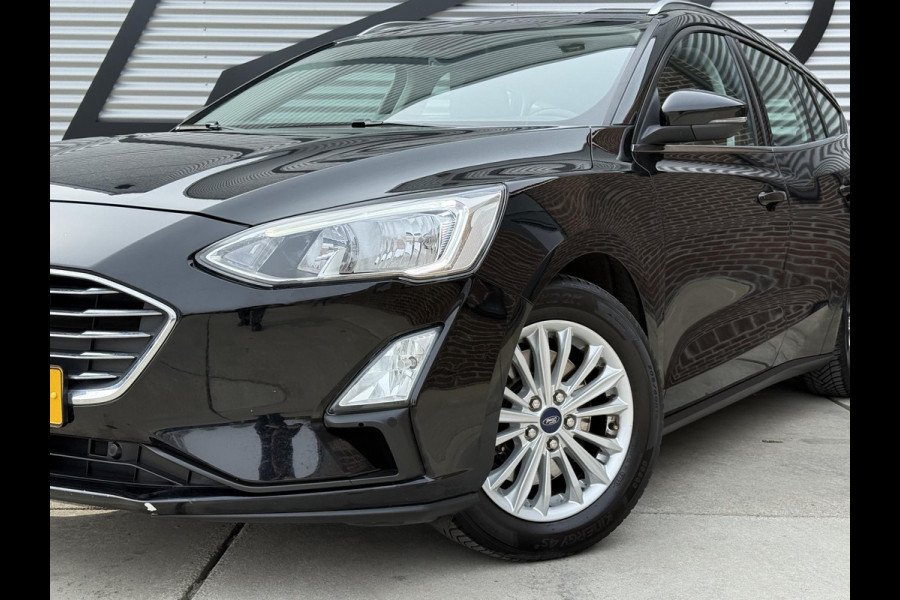 Ford FOCUS Wagon 1.0 EcoBoost Titanium Business Navi|Cruise|Trekhaak|Stoel+Stuur verw|Carplay|B&O|PDC V+A|N.A.P|Apk tot 11-2026