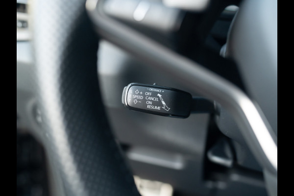 Škoda Karoq 1.5 TSI ACT Sportline Business | Elk. A-klep | 19'' | Camera | Prijs Rijklaar!!