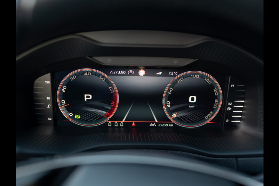 Škoda Karoq 1.5 TSI ACT Sportline Business | Elk. A-klep | 19'' | Camera | Prijs Rijklaar!!