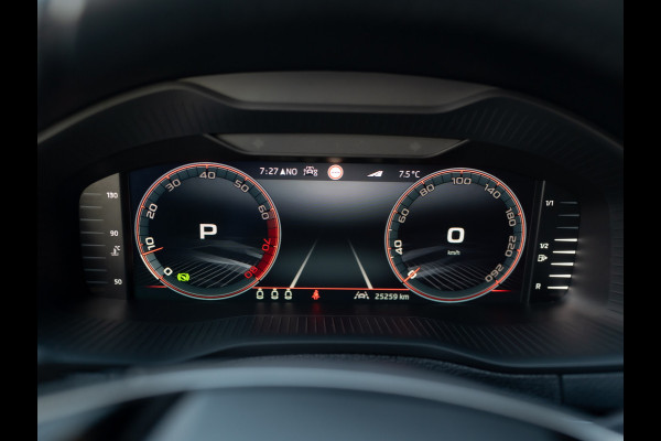 Škoda Karoq 1.5 TSI ACT Sportline Business | Elk. A-klep | 19'' | Camera | Prijs Rijklaar!!