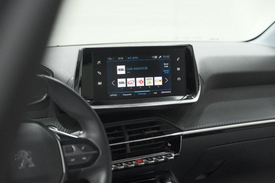 Peugeot 208 PureTech 100 Allure Pack | Parkeersensoren | Apple Carplay | Stoelverwarming