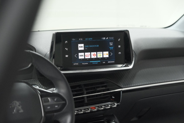 Peugeot 208 PureTech 100 Allure Pack | Parkeersensoren | Apple Carplay | Stoelverwarming