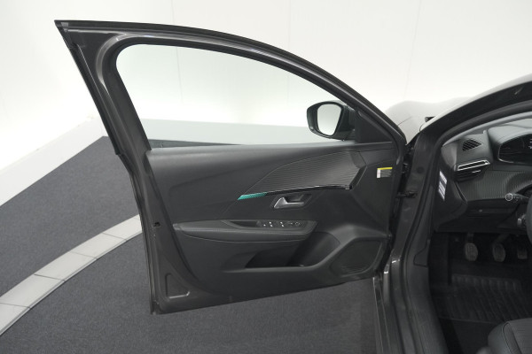 Peugeot 208 PureTech 100 Allure Pack | Parkeersensoren | Apple Carplay | Stoelverwarming
