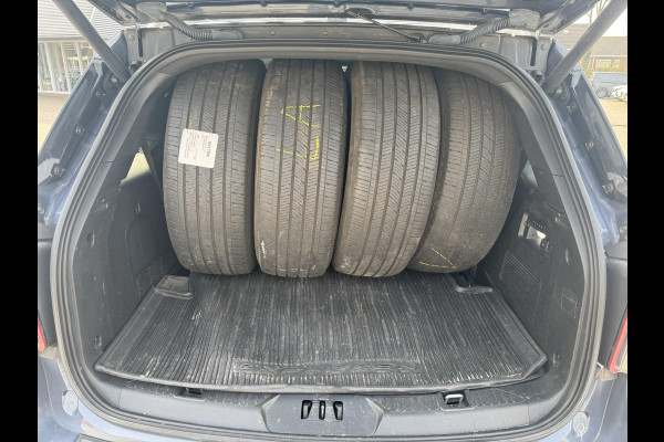 Ford Explorer 3.0 V6 EcoBoost PHEV ST-Line | SCI | 457pk | Orig. NL Auto | BTW verrekenbaar | Trekhaak | 2 bandenset | Panorama dak | Adaptieve Cruise