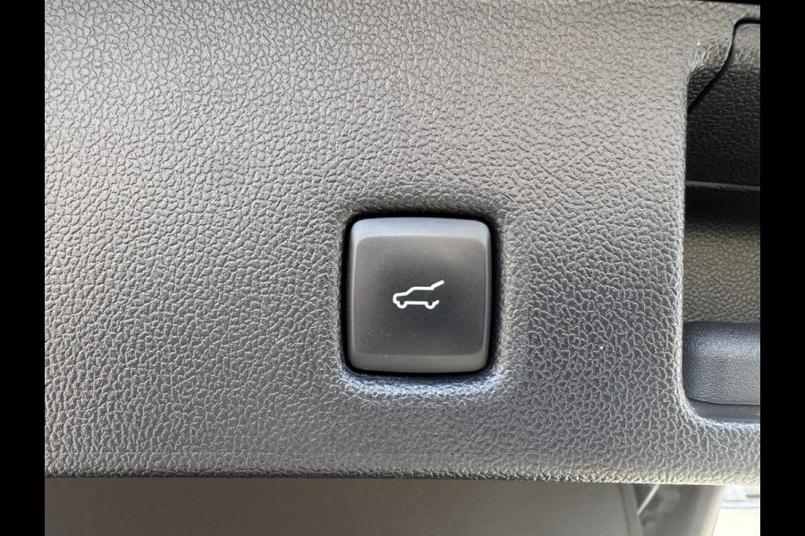 Ford Kuga 2.5 PHEV Titanium X 225pk | Afneembare Trekhaak | Adaptieve Cruise | Winterpack | Elek Achterklep | Elektrisch verstelbare bestuurdersstoel