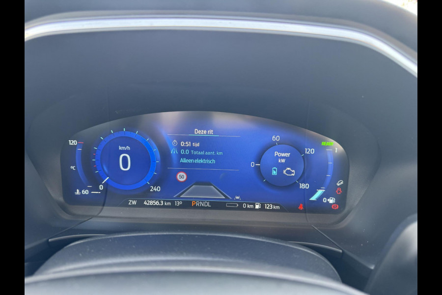 Ford Kuga 2.5 PHEV Titanium X 225pk | Afneembare Trekhaak | Adaptieve Cruise | Winterpack | Elek Achterklep | Elektrisch verstelbare bestuurdersstoel