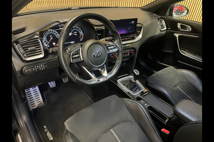 Kia Ceed Sportswagon 1.5 T-GDi GT-PlusLine|160PK|TREKH|PANO|DIGITAL|STOEL+STUURVERW|CAMERA|CARPLAY|CLIMATE+CRUISE|ORG NL|NAP|1 EIG