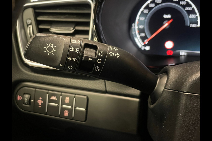 Kia Ceed Sportswagon 1.5 T-GDi GT-PlusLine|160PK|TREKH|PANO|DIGITAL|STOEL+STUURVERW|CAMERA|CARPLAY|CLIMATE+CRUISE|ORG NL|NAP|1 EIG