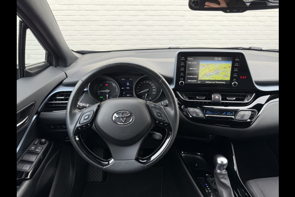 Toyota C-HR 2.0 Hybrid Team D | ACC | Camera | Keyless | Dodehoek | 18 inch