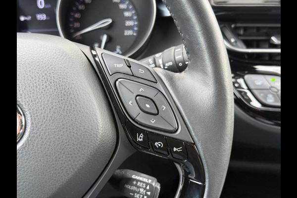 Toyota C-HR 2.0 Hybrid Team D | ACC | Camera | Keyless | Dodehoek | 18 inch
