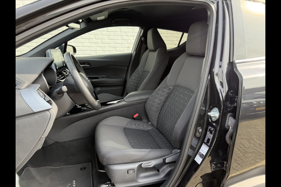 Toyota C-HR 2.0 Hybrid Team D | ACC | Camera | Keyless | Dodehoek | 18 inch