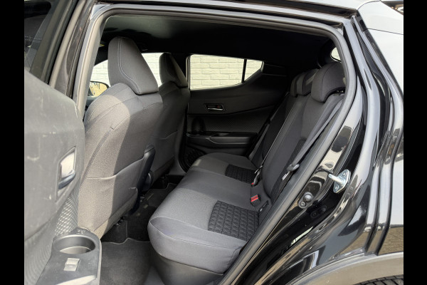 Toyota C-HR 2.0 Hybrid Team D | ACC | Camera | Keyless | Dodehoek | 18 inch